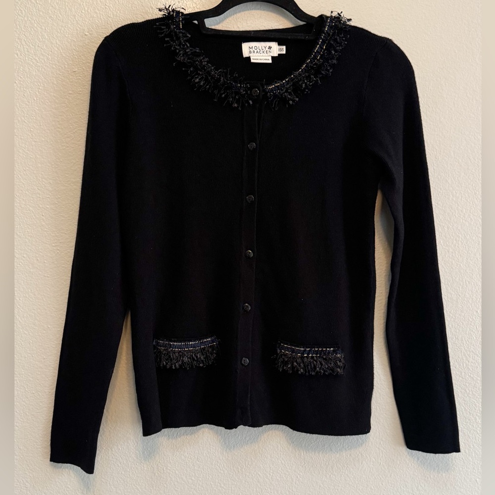 EUC Molly Bracken textured shimmer fringe collar cardigan in black. Size XS/S